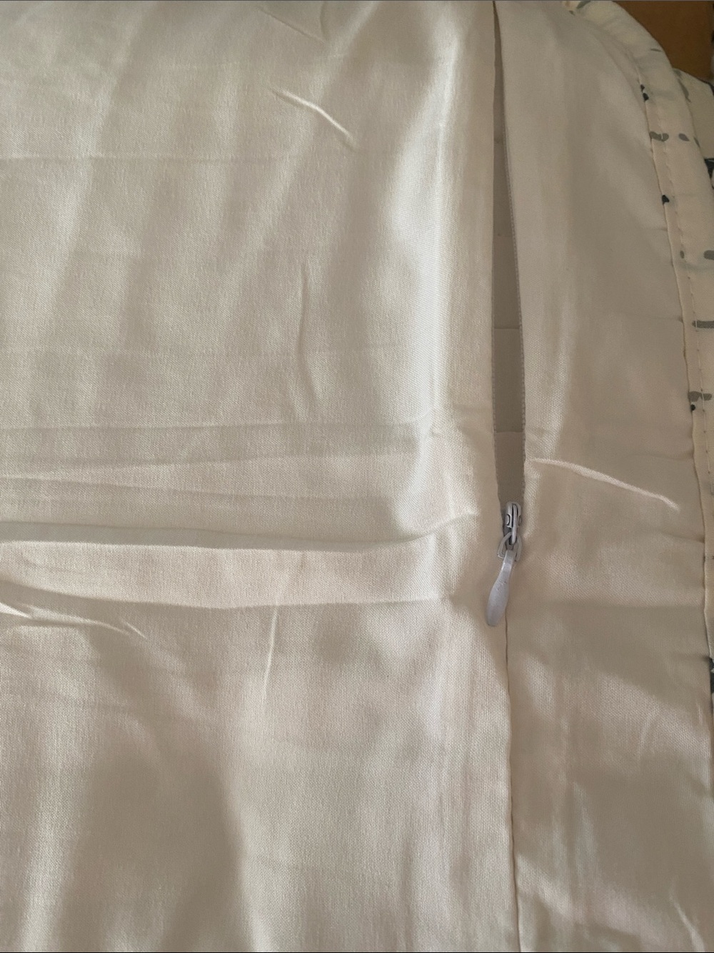 Reversible Quilt Set - Cream & Gray Pattern - Picture 6 of 7